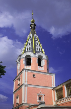 Колокольня церкви Георгия Победоносца «за верхом» в Калуге