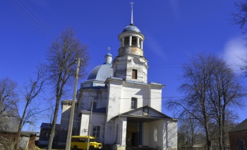 Храм Воскресения Христова в селе Ульяново