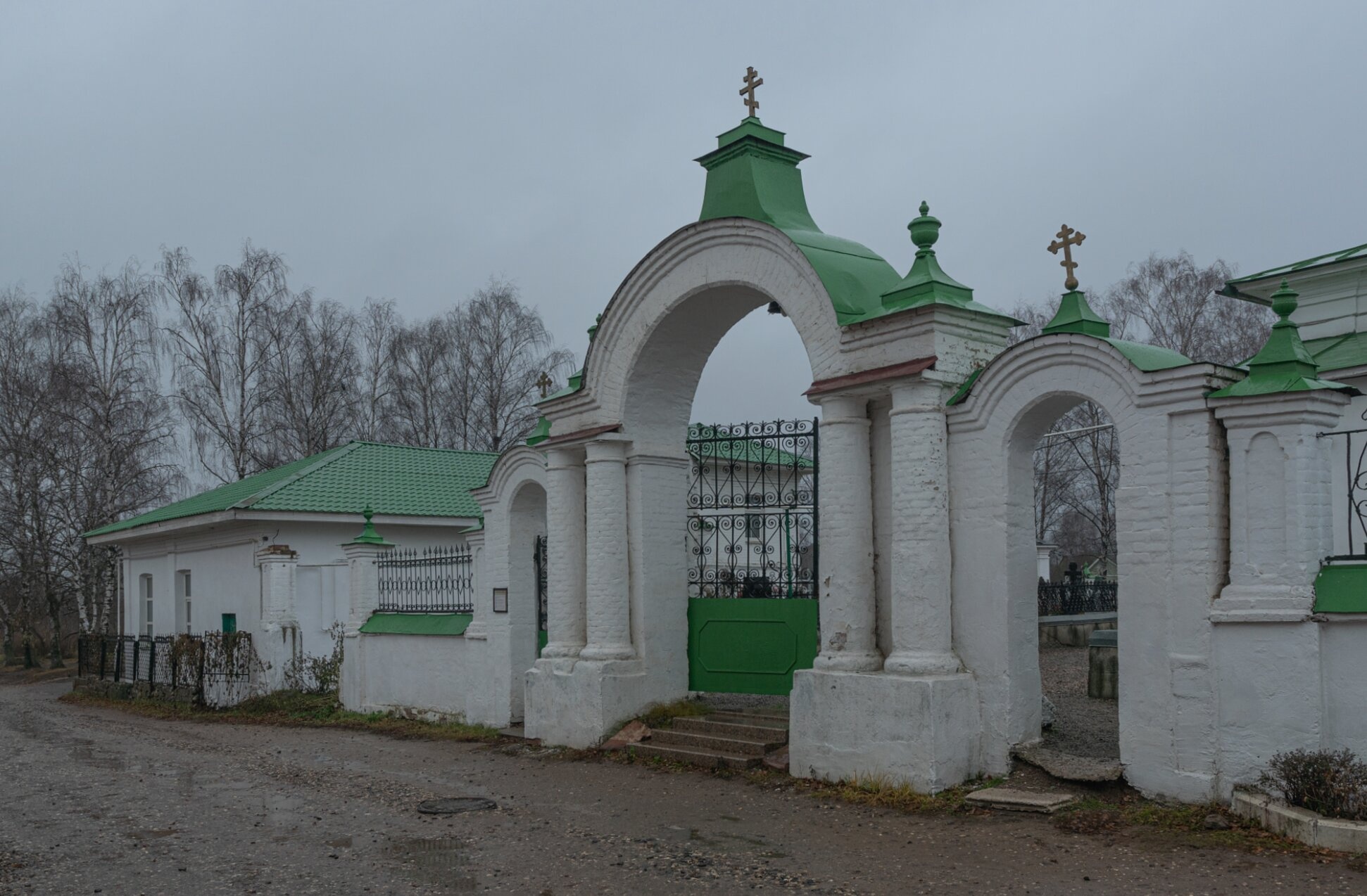 Святые врата Церкви Живоначальной Троицы в Ярославле