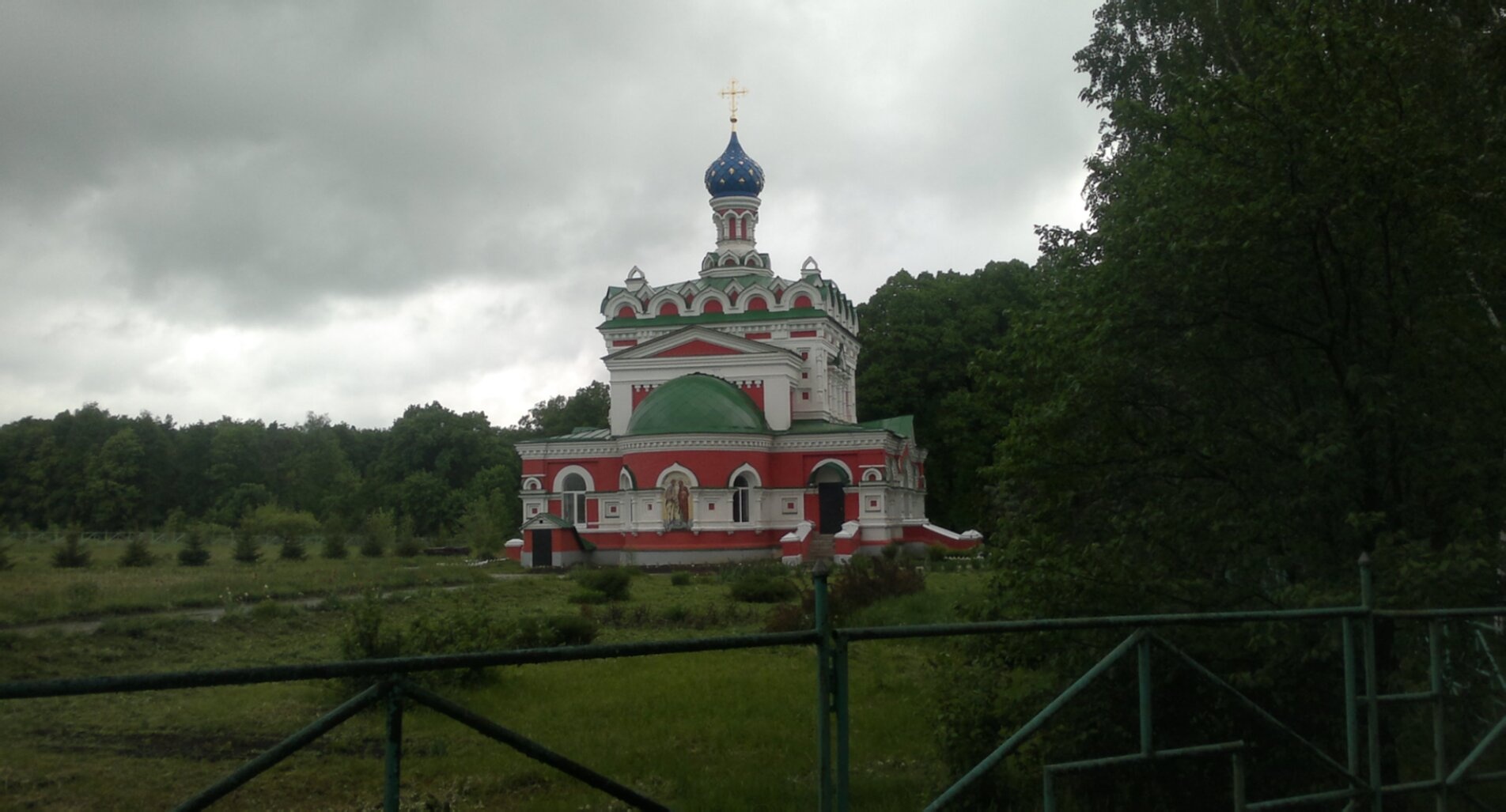 Храм Святых Апостолов Петра и Павла в Старожилово