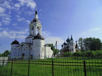 Авраамиев Богоявленский монастырь в Ростове Великом