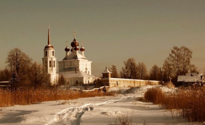 Церковь Введения во Храм Пресвятой Богородицы в Кравотыни