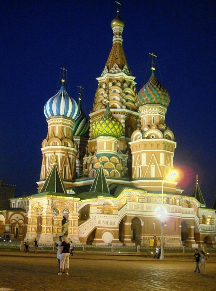 Собор Василия Блаженного: ночной образ на Красной площади
