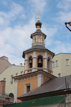 Колокольня Церкви Рождества Иоанна Предтечи у Варварских ворот