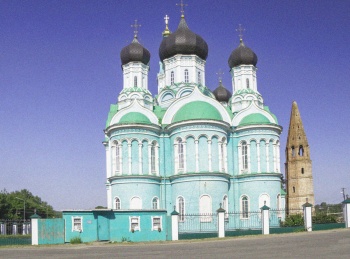 Свято-Троицкий собор в городе Яранске