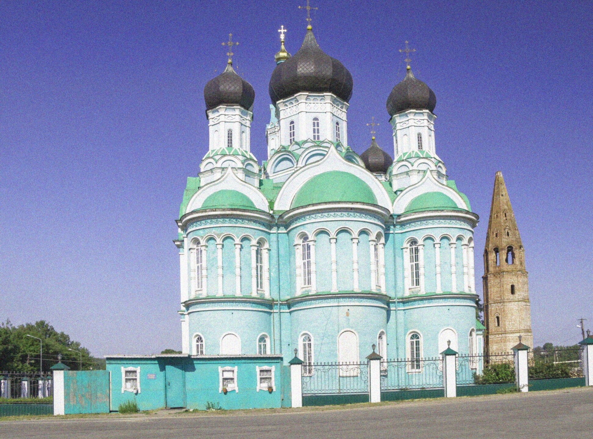 Свято-Троицкий собор в городе Яранске