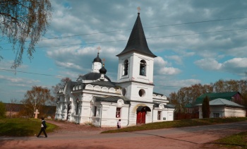 Храм Воскресения Христова в Тарусе
