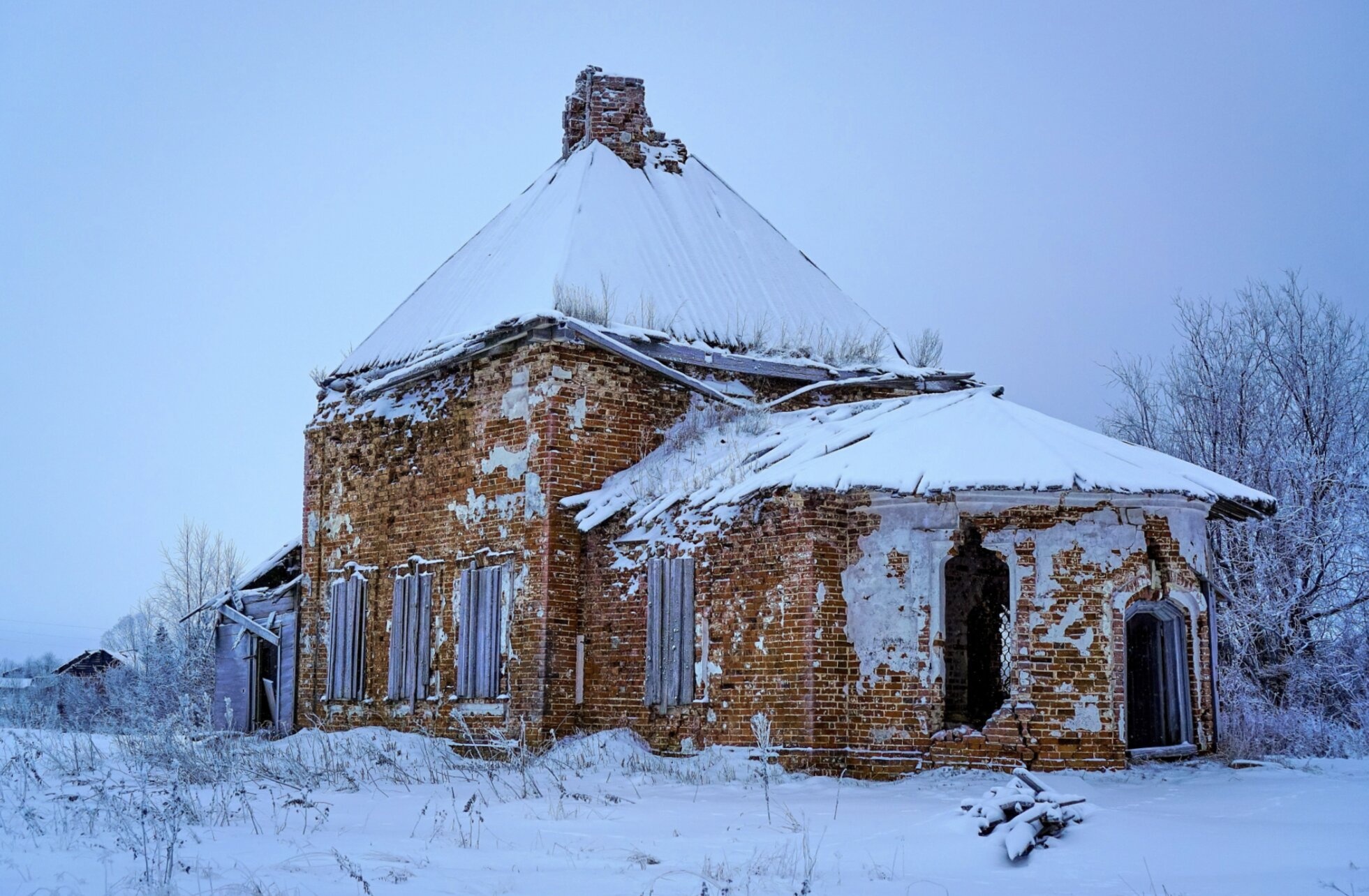 Церковь Покрова Пресвятой Богородицы в Усть-Ваеньге