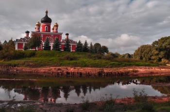 Воскресенский кафедральный собор в Старой Руссе