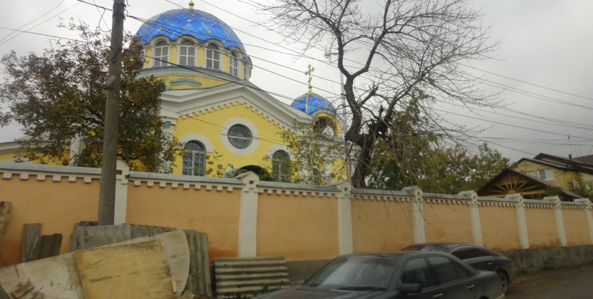 Успенский кафедральный собор в Махачкале