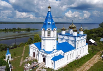 Храм Святителя Николая Чудотворца в селе Исады