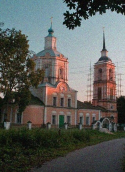 Церковь Троицы Живоначальной в селе Голочёлово