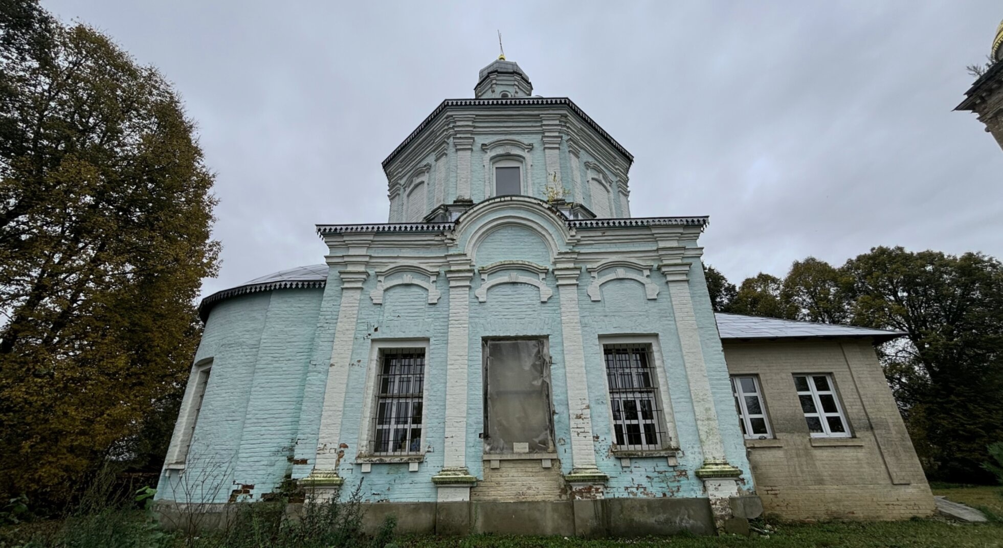 Покровский храм в селе Кучки: история на фотографии