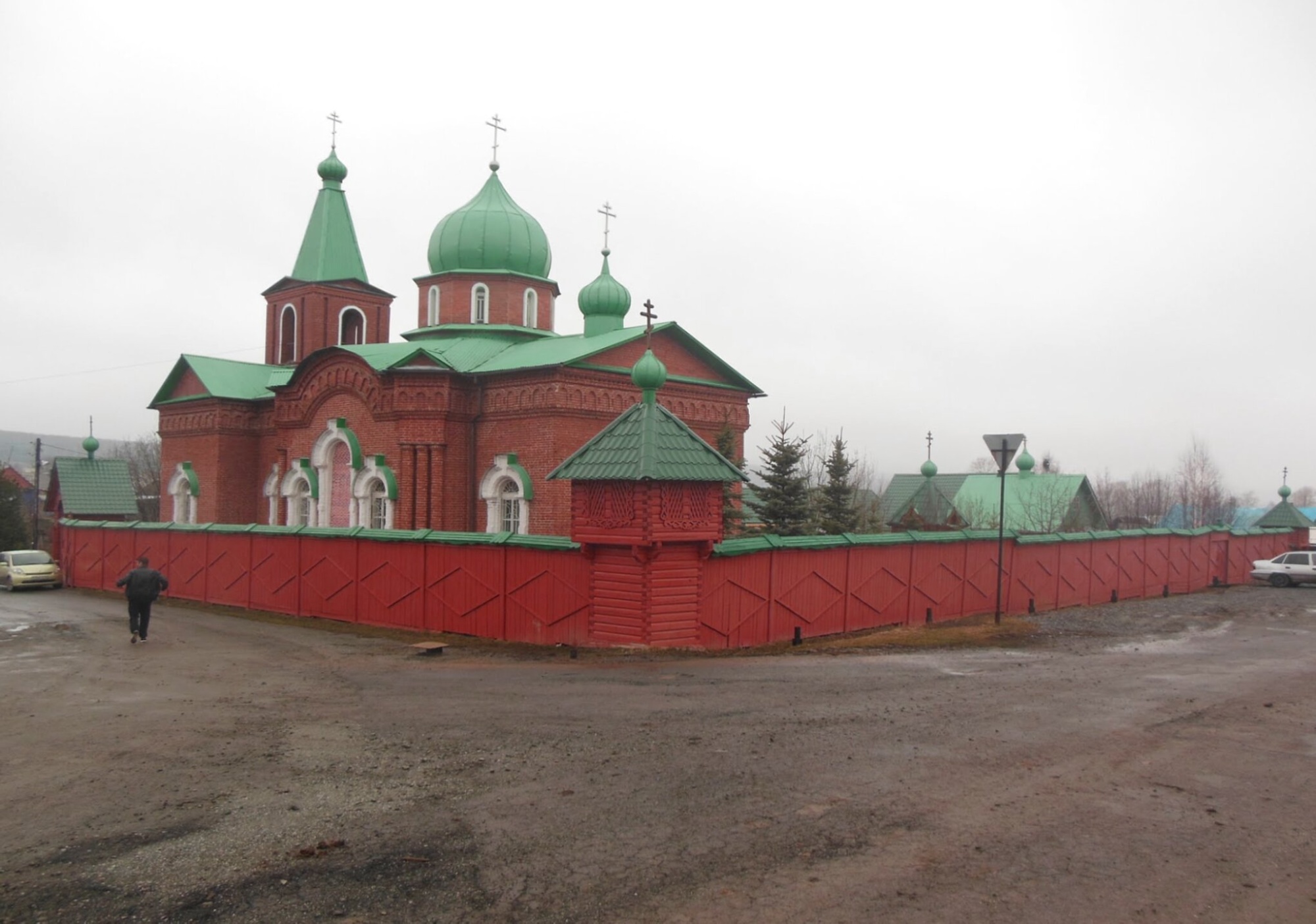 Свято-Троицкий Всецарицынский мужской монастырь в селе Тарасково