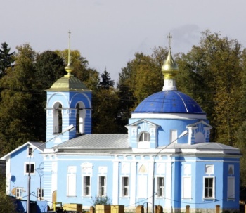 Храм Владимирской иконы Божией Матери в селе Дубна