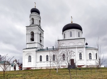 Храм Преображения Господня в селе Кадницы