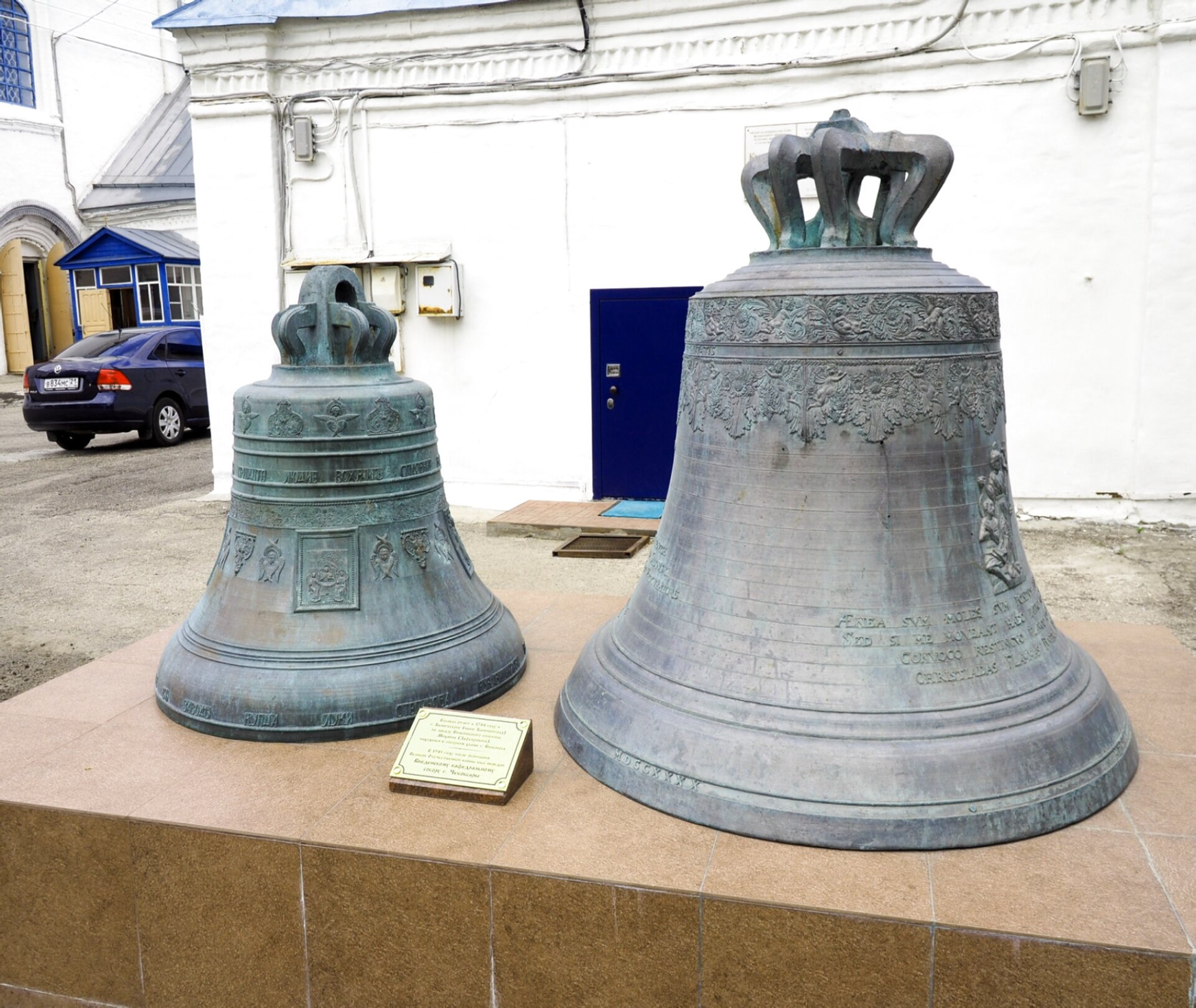 Большие колокола Введенского кафедрального собора в Чебоксарах