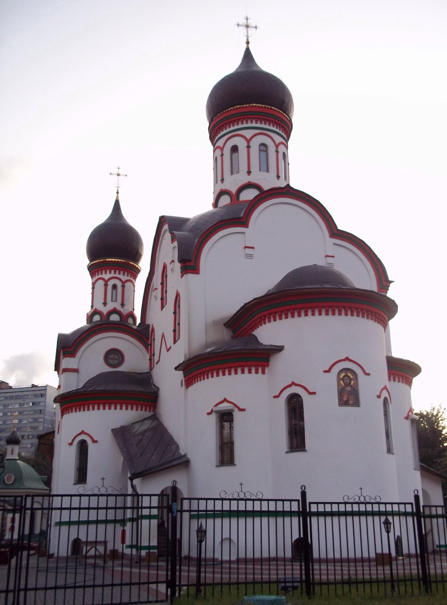 Храм Живоначальной Троицы в Старых Черемушках