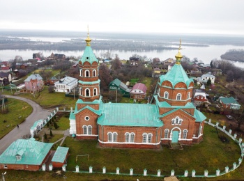 Храм Живоначальной Троицы в селе Безводное