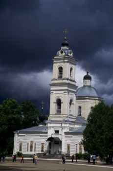 Храм Святых Апостолов Петра и Павла в Тарусе