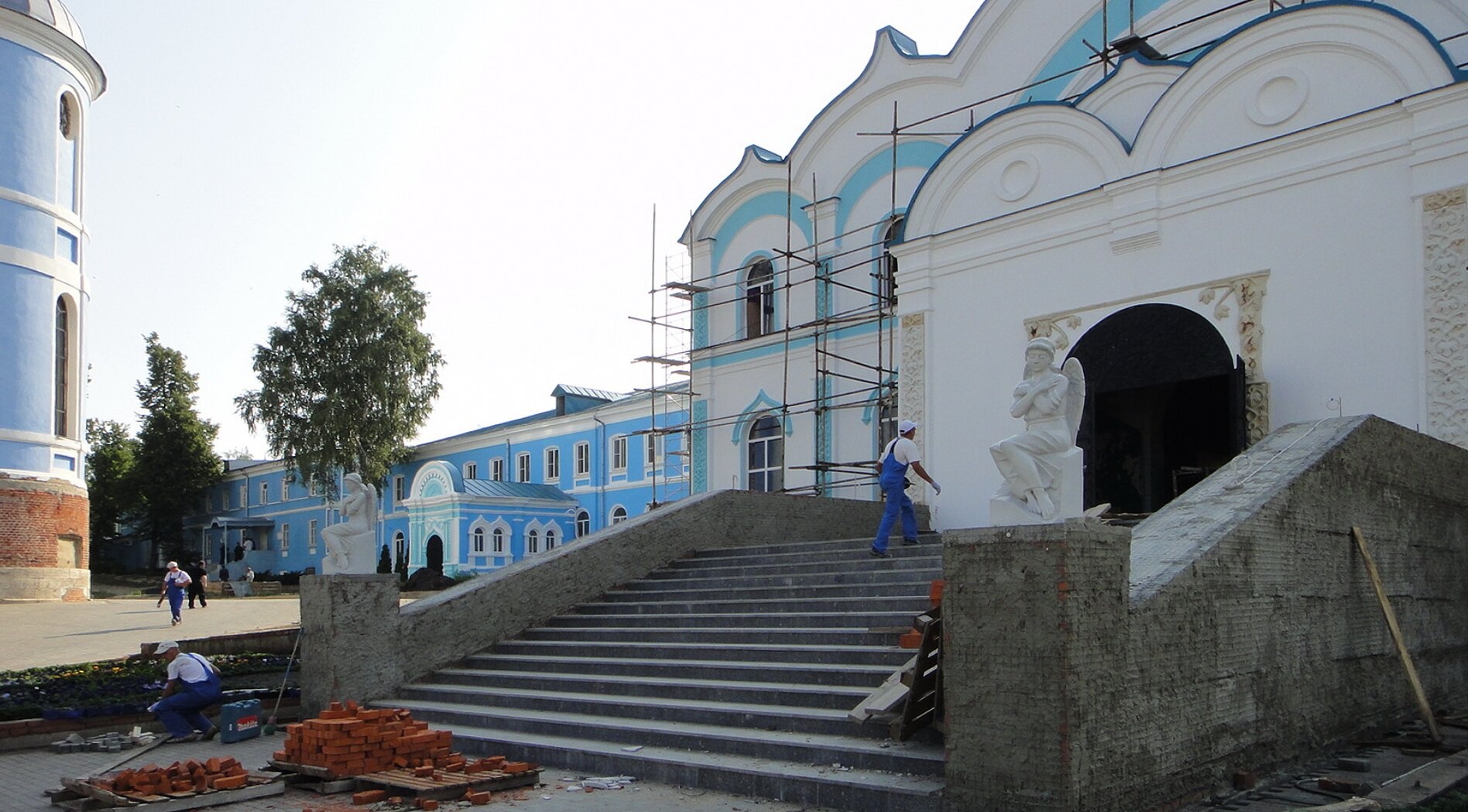 Церковь Рождества Пресвятой Богородицы в Задонском монастыре