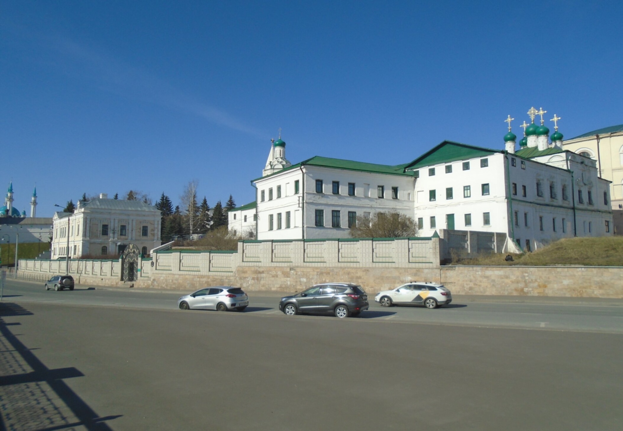 Казанский Иоанно-Предтеченский монастырь на фотографии