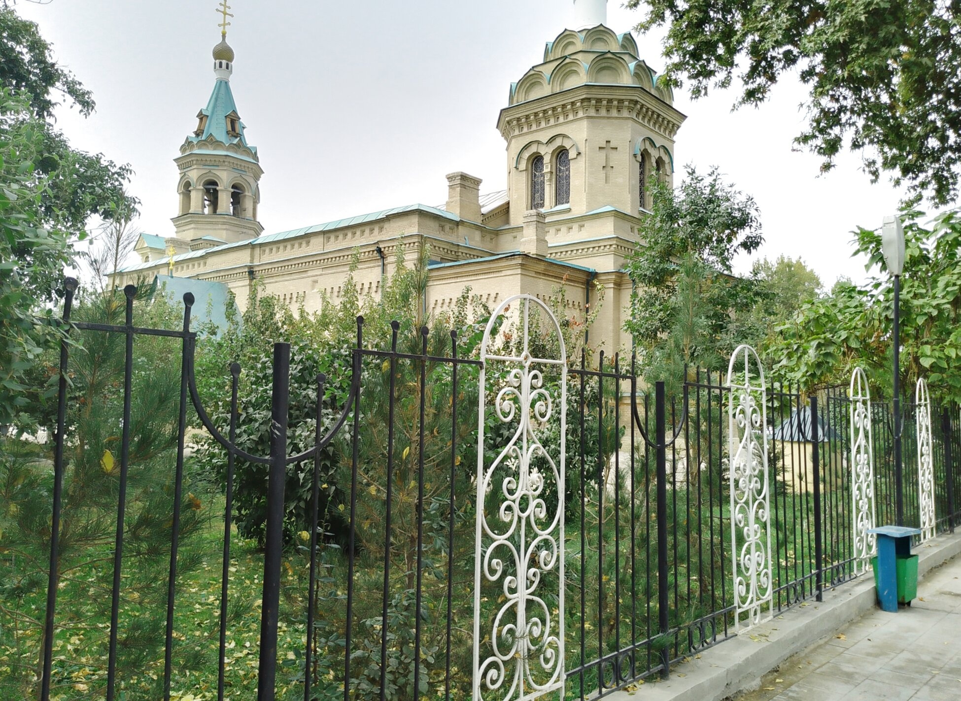 Храм Святителя Алексия Московского в Самарканде