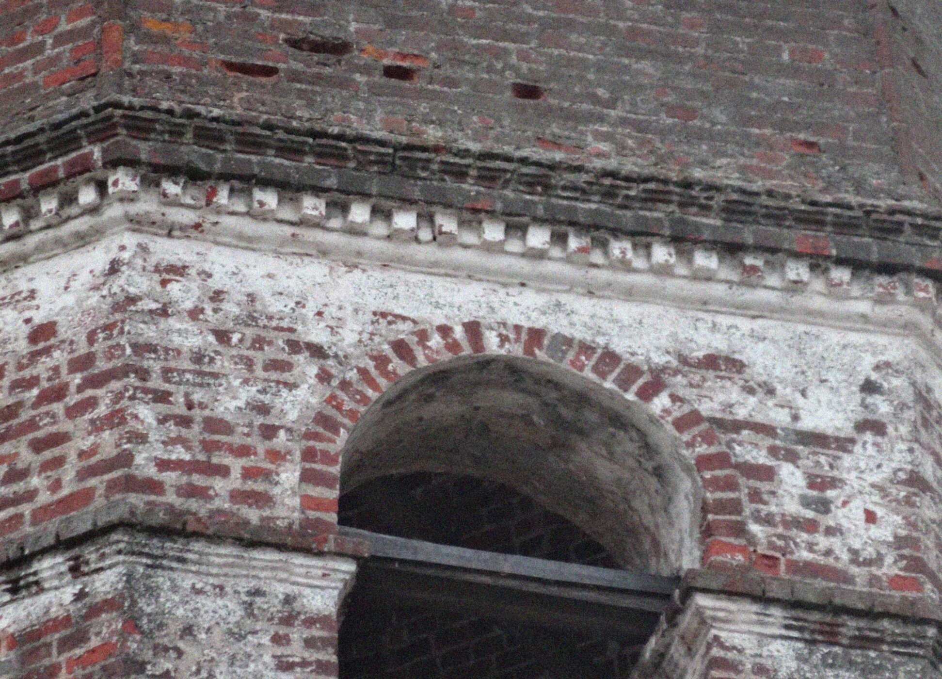 Церковь Иоанна Предтечи в селе Шухомош: архитектурные детали