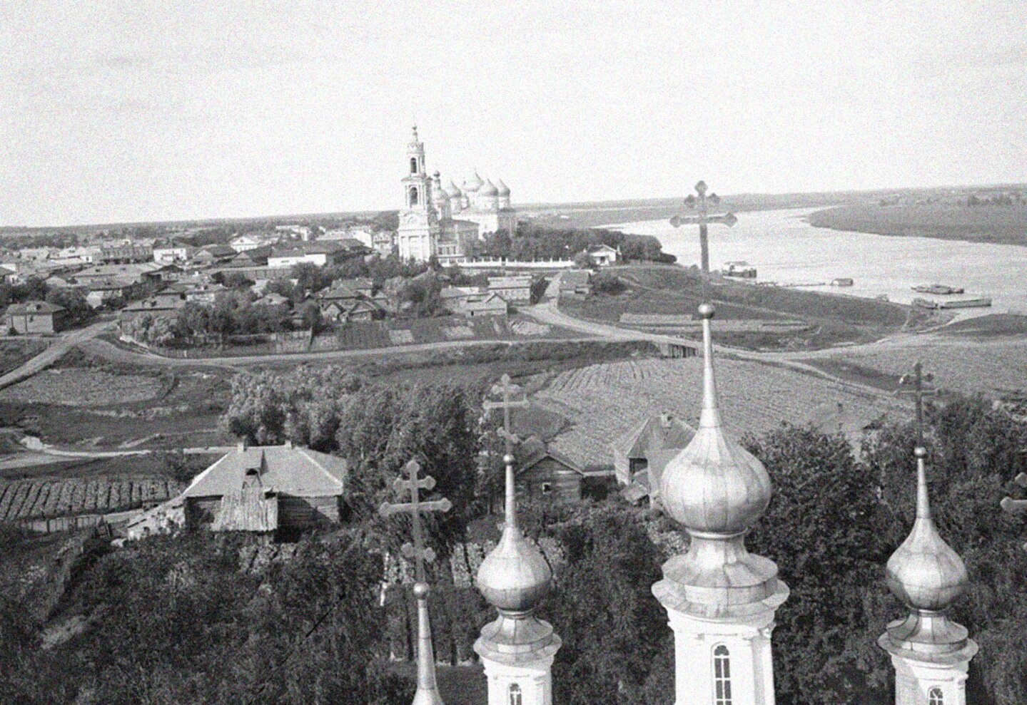 Панорамный вид города Кимры с колокольни Вознесенской церкви