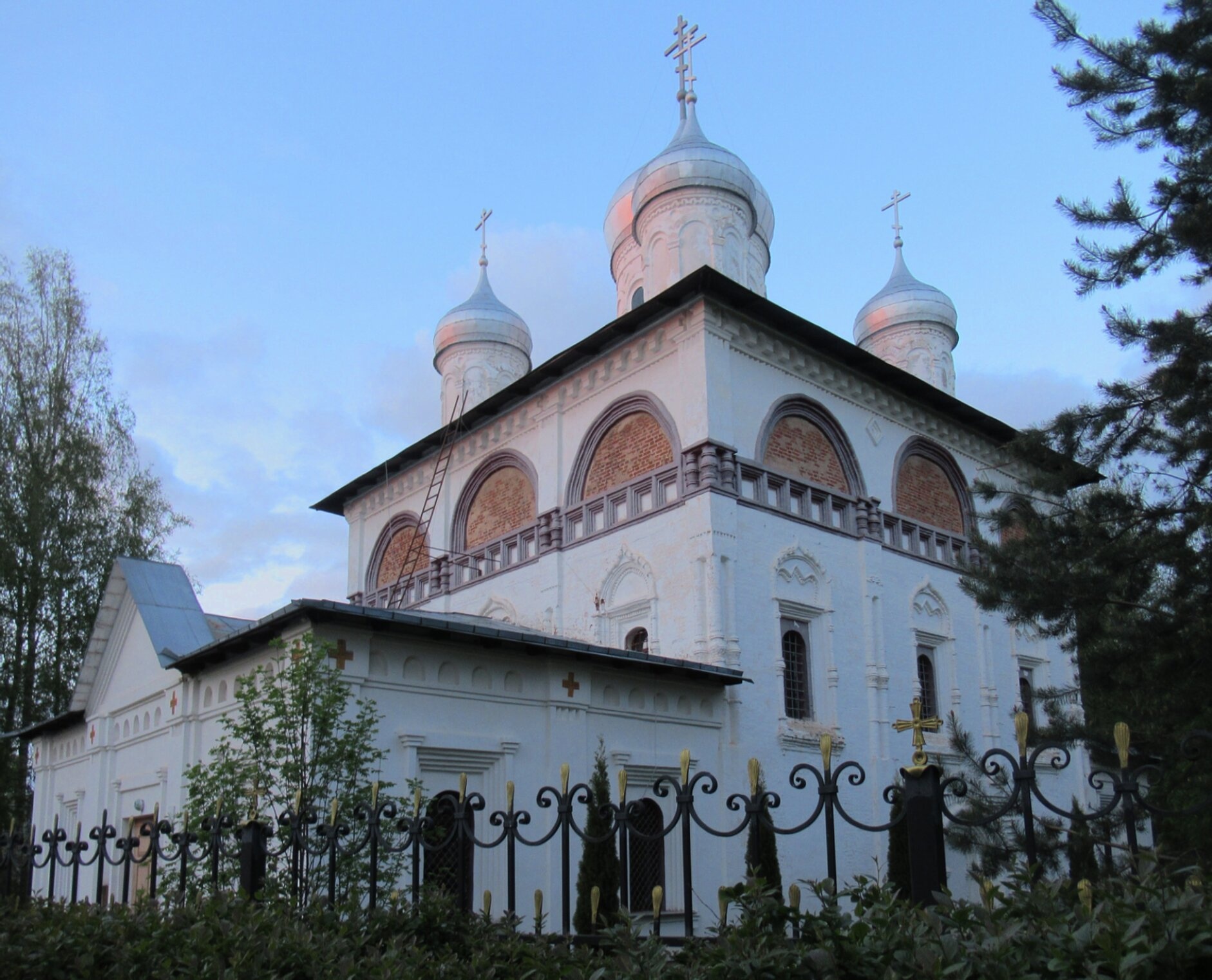 Церковь Святой Троицы в Старой Руссе - православная святыня
