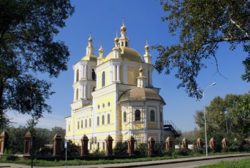 Спасо-Преображенский кафедральный собор в Новокузнецке