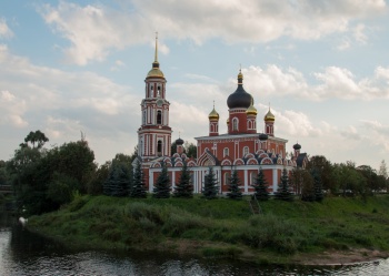 Воскресенский кафедральный собор в Старой Руссе
