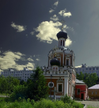 Храм Троицы Живоначальной в Коньково