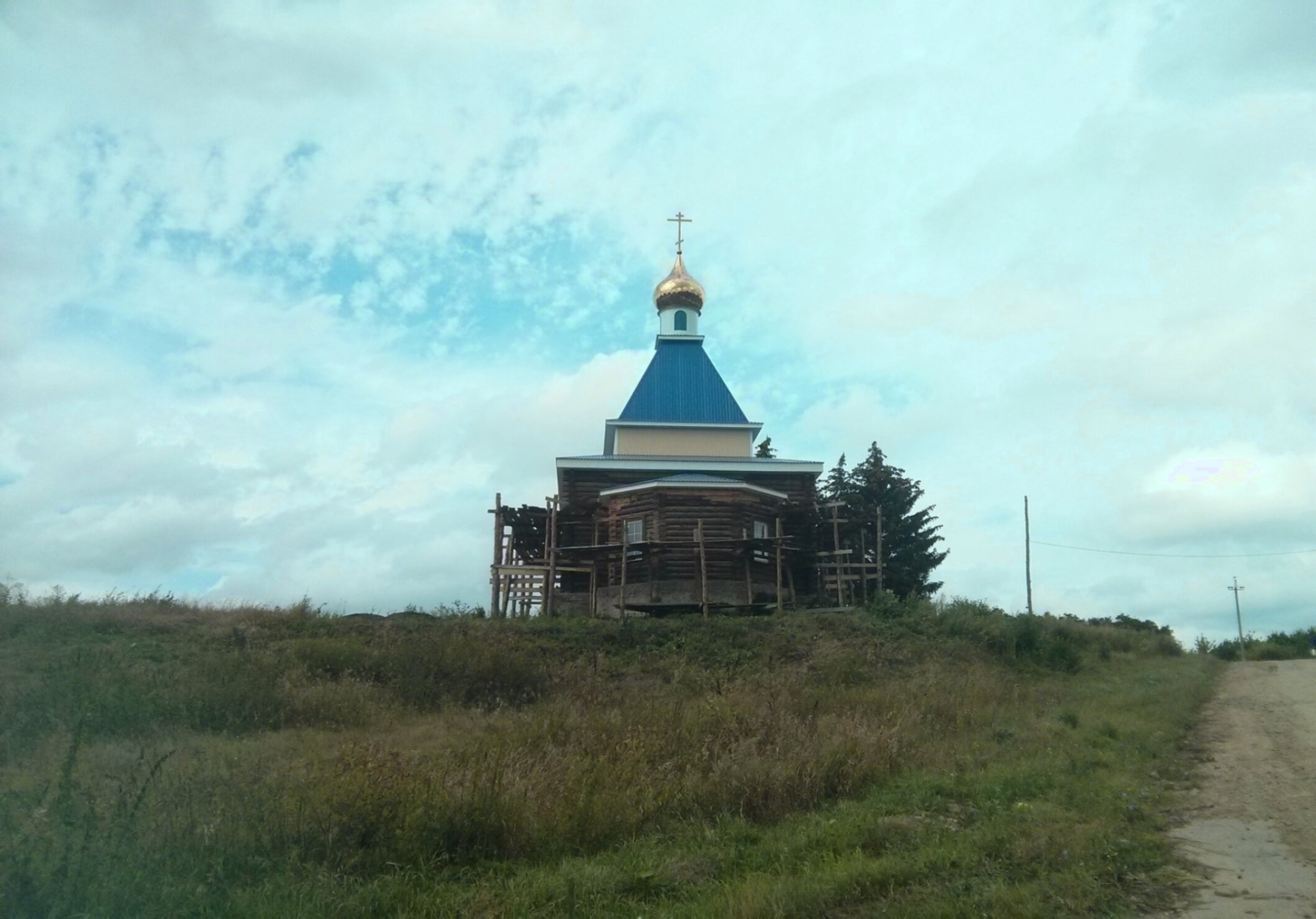 Храм Богоявления Господня в селе Поника