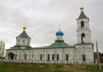 Церковь Троицы Живоначальной в селе Шарапово