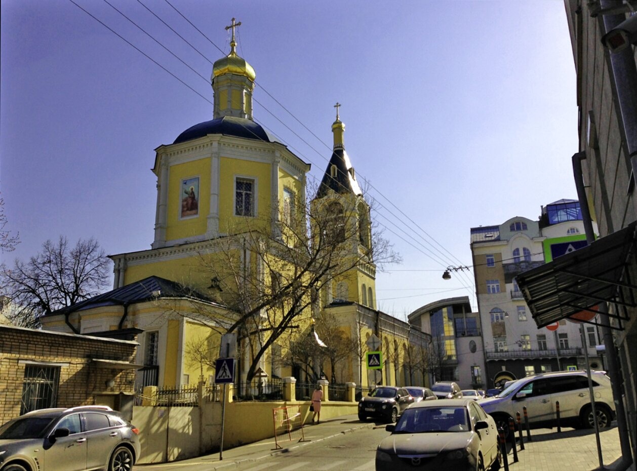 Храм Илии Пророка в Обыденском переулке