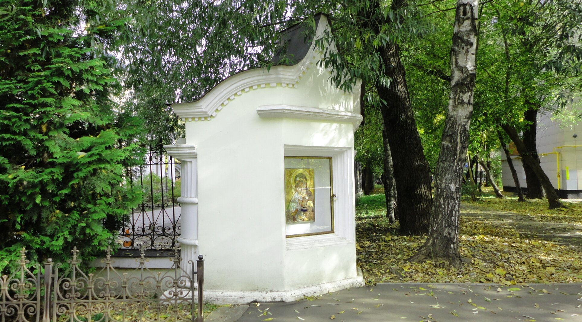 Часовня храма преподобных Зосимы и Савватия Соловецких в Гольянове