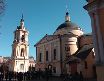 Покровский ставропигиальный женский монастырь у Покровской заставы в Москве