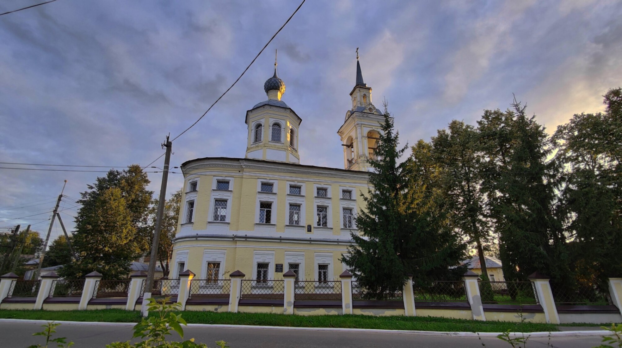 Церковь Преображения Господня в Нерехте