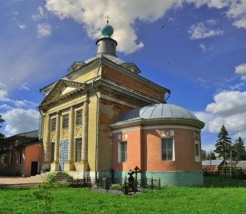 Воскресенский собор в городе Венёве