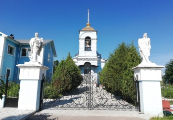 Храм Владимирской иконы Божией Матери в селе Дубна