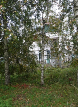 Троицкая церковь в селе Острецово