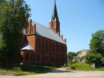 Храм Святых Апостолов Петра и Павла в городе Краснознаменске