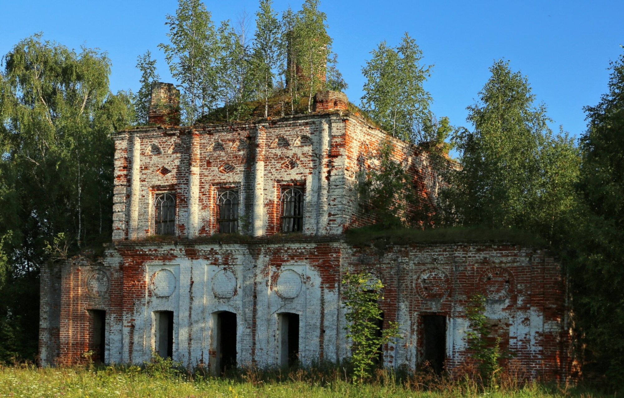 Спасская церковь в Ивашево - история в фотографиях