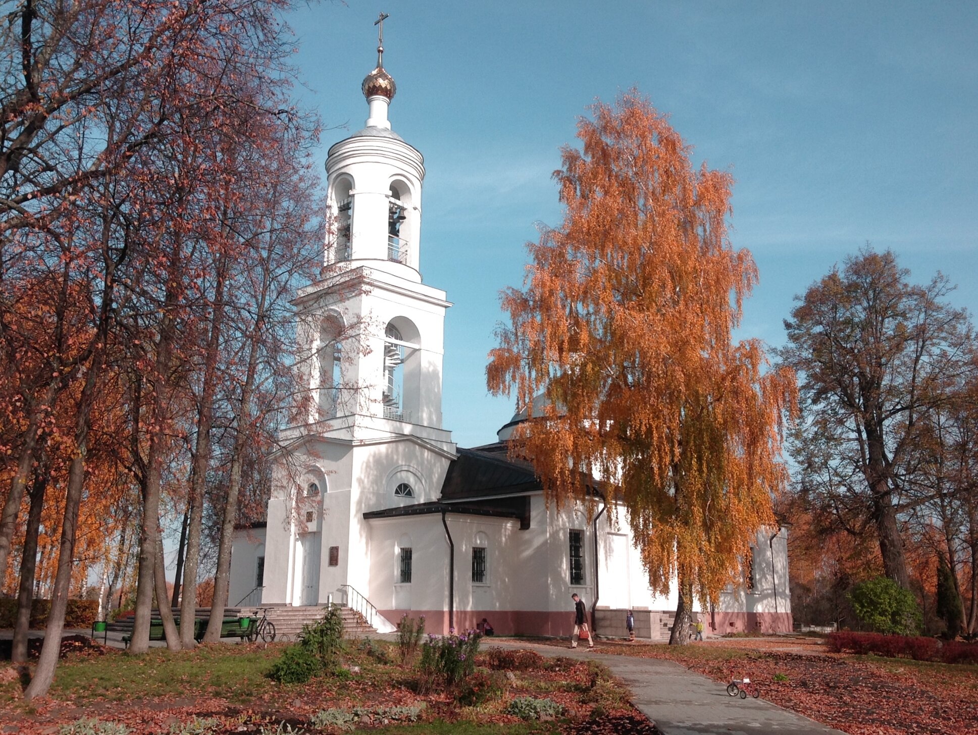 Церковь Похвалы Пресвятой Богородицы в Ратмино
