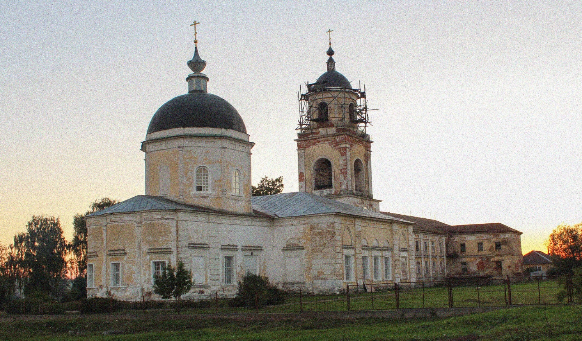 Храм Рождества Пресвятой Богородицы в селе Мещерино