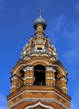 Часовня Александра Невского и колокольня Сретенской церкви в Ярославле