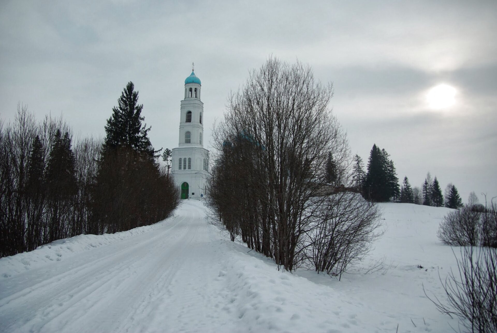 Авраамиево-Городецкий монастырь в зимней благодати