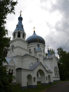 Храм святого Великомученика Георгия Победоносца в селе Ложголово