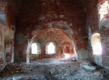 Церковь Покрова Пресвятой Богородицы в Одоевщино: история в руинах